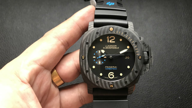 腕表刻度:碳纤维手表沛纳海616