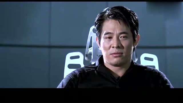 越狱狂人李连杰这部电影真心好看,这就是为什么能拿一亿片酬?