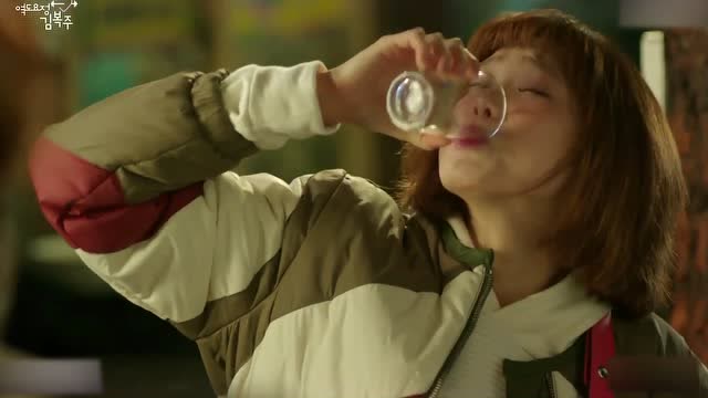 举重妖精:宋诗好看着俊亨和福珠在一起,决定把鲜肉当成备胎!