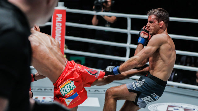 one冠军赛"不传之秘":凯文·贝灵刚 教你"李小龙式回旋踢"