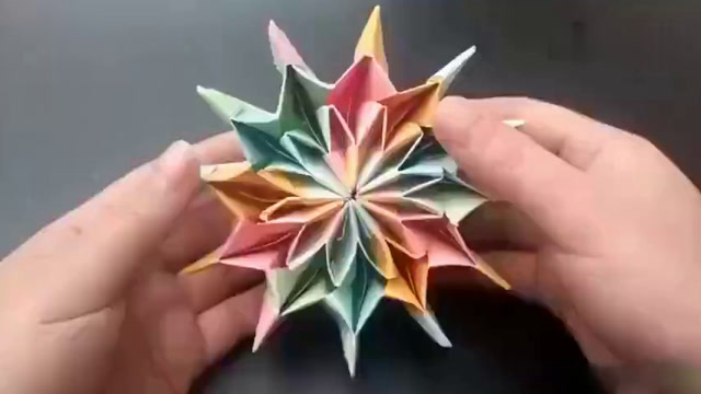 烟花折纸教程,折出来非常好看了!