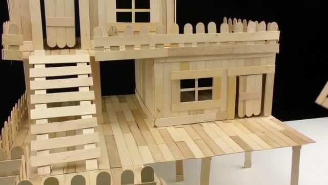 外国男子用雪糕棒给仓鼠做了一栋豪宅,真是厉害啊