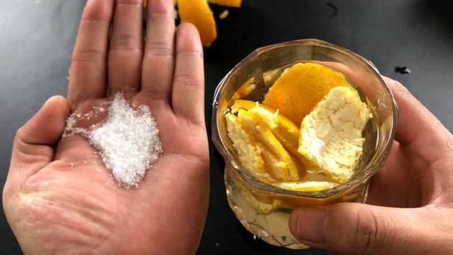 生活小妙招:橘子皮和食盐放在一起还有这样的作用,省了大钱,真好