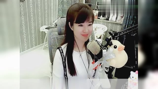 美女主播紫菱一首甜蜜歌曲《美丽心情》声音甜美,让我陶醉其中