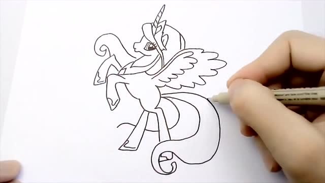 小马保利的宇宙公主简笔