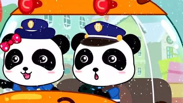 宝宝巴士:奇奇妙妙小警察看到需要帮忙的壮壮,立马去帮忙
