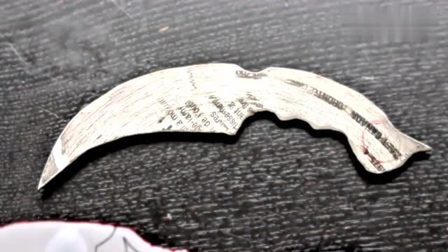 牛人用锯片打造一把匕首,看到最后的成品,我就彻底服了