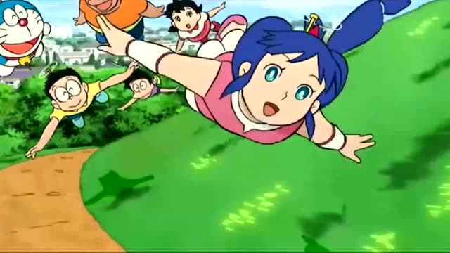 哆啦a梦:苏菲亚跟哆啦a梦他们玩得很开心呀,真是个可爱的姑娘!