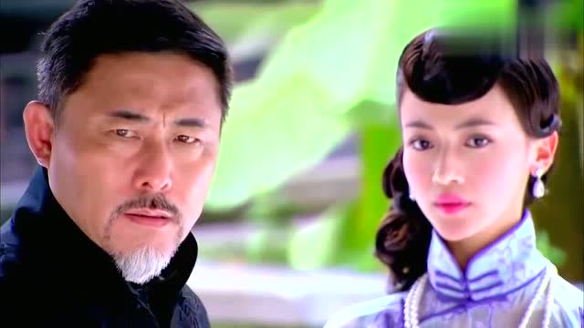 烽火佳人:佟毓婉的父亲决定让佟毓婉留了下来,红羽却在制止他
