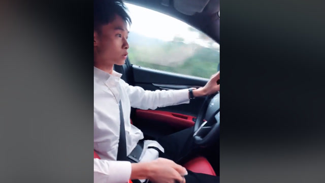 许华升这样开车,真的好吗?