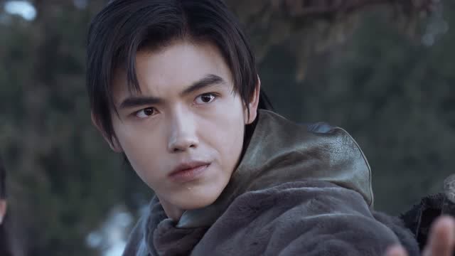 将夜:宁缺突然看到一个荒人女子正开弓对准他们,宁缺介绍是唐国人