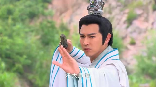 闻太师雌雄双锏一对一姜子牙打神鞭,旗鼓相当!