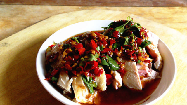 安徽阜阳:老公最爱的下酒菜,香辣口水鸡简单做法,收藏了