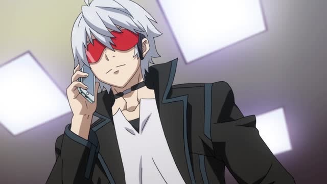 时空使徒:弥琉破解保险库密码,成功打开保险柜,计划顺利进行!