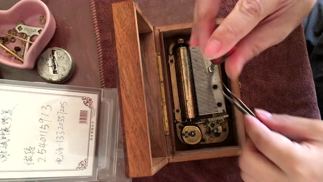 音乐盒八音盒维修御爵多能士等