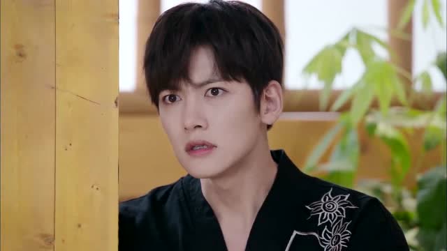 旋风少女2长安教练为这事惩罚学员蛙跳