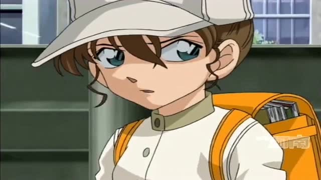 名侦探柯南:柯南大方给小哀帽子戴,小哀还自我感觉良好的夸赞自己