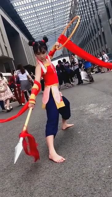 慕容,暖心赤脚哪吒来了