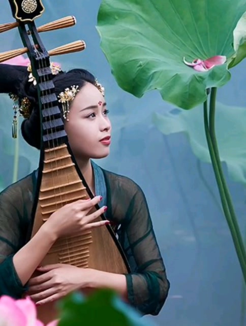 美图风雨无阻2::琵琶表演:柳青瑶