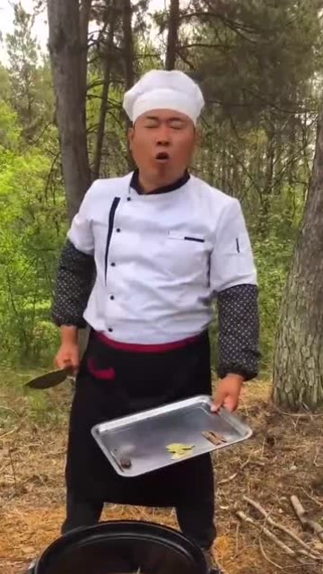 东北二鹏吃播,制作坛焖五花肉,吃货最高境界,网友:山里大碗!