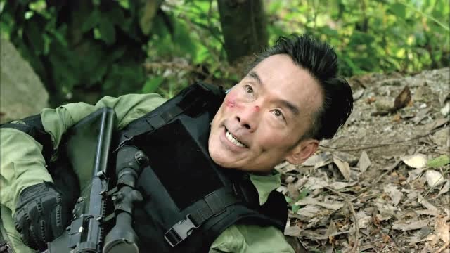 利刃出击国外杀手头目魔影竟被无人机追杀中国不是你能来的地方