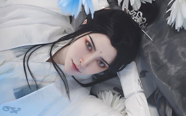 言生楚晚宁二哈和他的白猫师尊cos正片视频