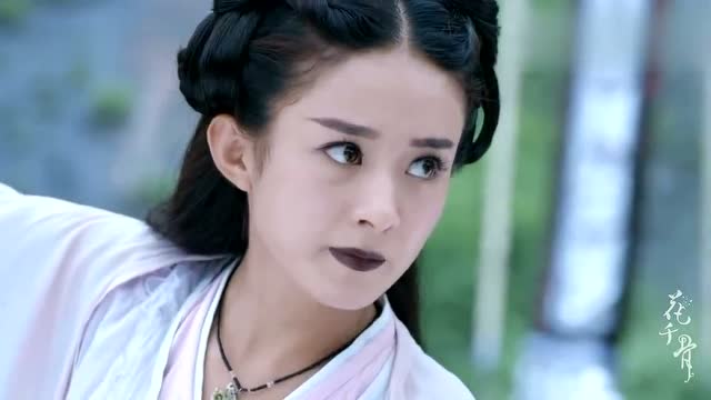 花千骨:般若花趁着千骨中了她的毒,居然想掏千骨的心肝!