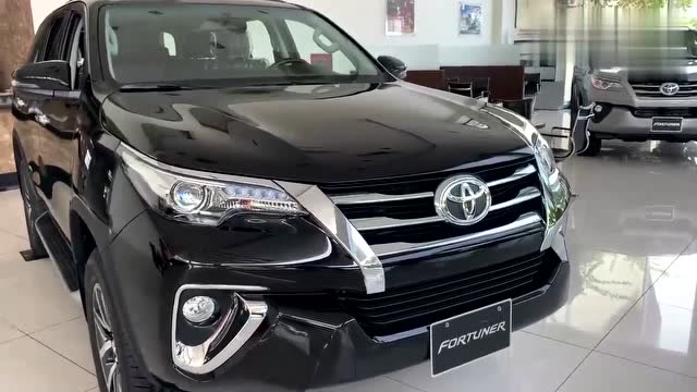 2020款丰田奔跑者v6