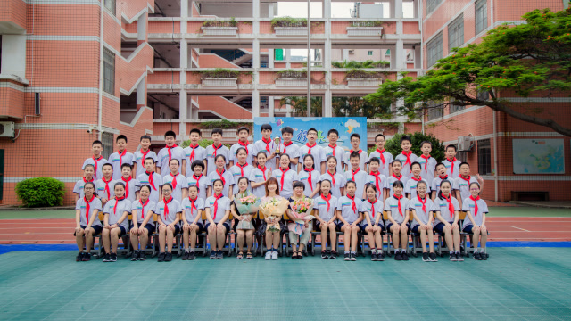 厦门市湖明小学六年级5班毕业季微电影
