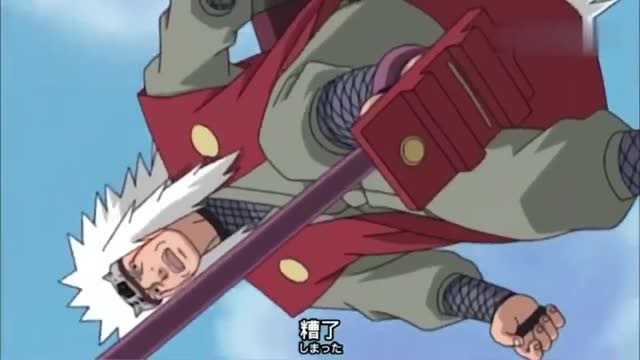 为保护鸣人纲手被大蛇丸一剑穿胸差点领盒饭