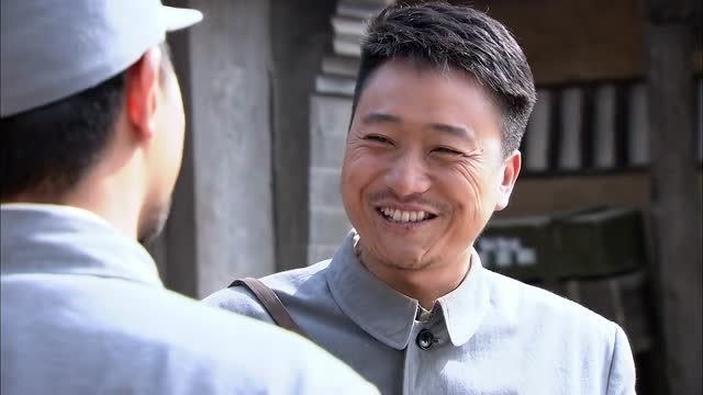 战火兵魂:于成山征兵,不料碰上学生闹事,抓壮丁竟然抓了个大学生