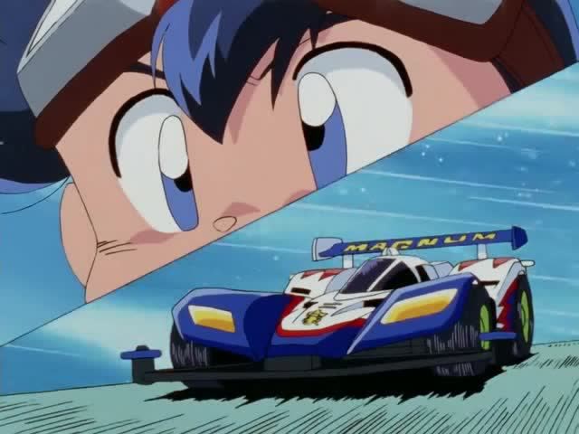 四驱兄弟:小豪和他爸爸一起玩迷你四驱车,如此开明的父亲真的不多了!