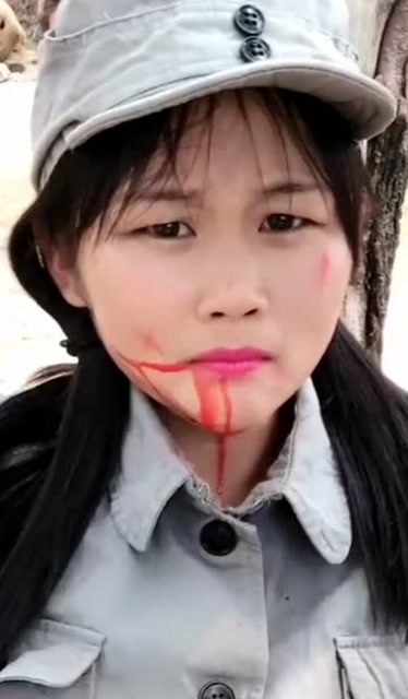 抗日神剧拍戏现场女演员吐血这一幕网友骗了十三亿人