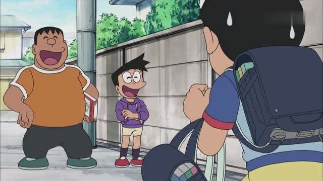 大雄一个人背三个书包累得满头大汗到家就要吃冰棍
