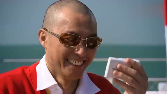 潜行狙击辣姜跟苏星柏联手搞定泰山两人得到烈哥认可