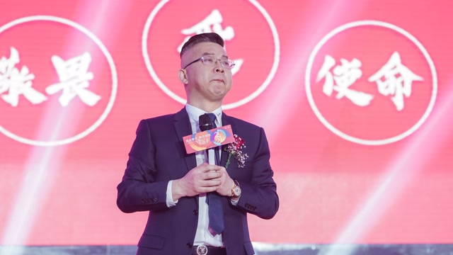 灵魂有血性的男人 徐利伟 2021花期"盛世繁花 期开得胜"昆山千人盛典