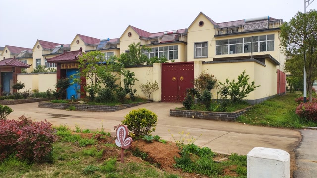 苏北连云港漂亮的新农村,我不说,大家还以为是苏南呢!