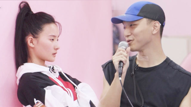 情绪崩溃!张钰琪写不出歌痛哭,蔡维泽安慰超暖