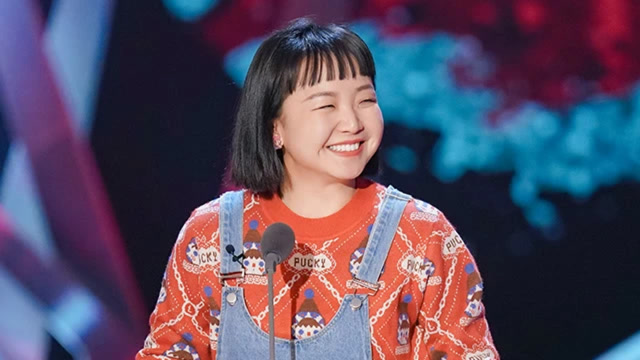 辣目洋子跨界脱口秀,这是要和雪琴抢建国?