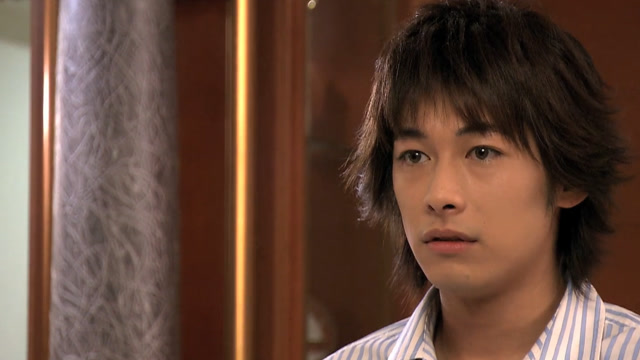 《不良笑花》第九集01:江蜜脖子受伤,贾思乐母亲责怪小花