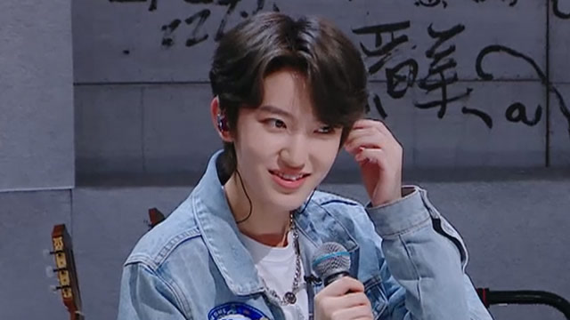 帅气少女朱恒锐用《37.2》歌颂友情,朴树满眼星星直呼:好听!