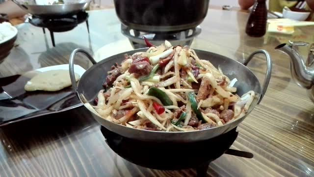 野猪肉炒酸萝卜丝直好吃