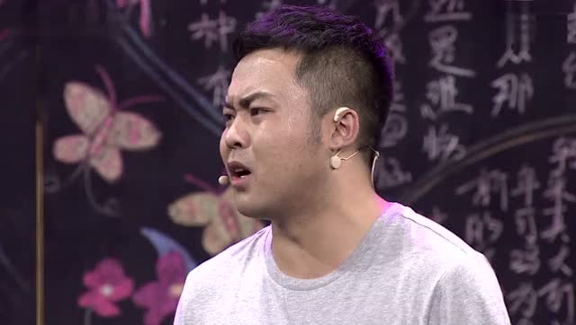 崔志佳小品《匆匆那年》另类班校园爱情故事 惹众人欢笑