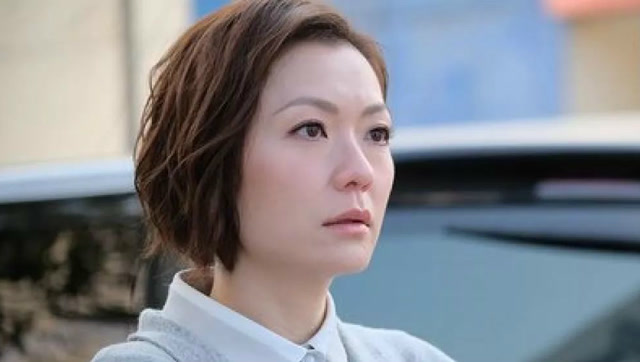 田蕊妮哭着祝福何远东获得最佳男配提名原来他们竟然是姐弟