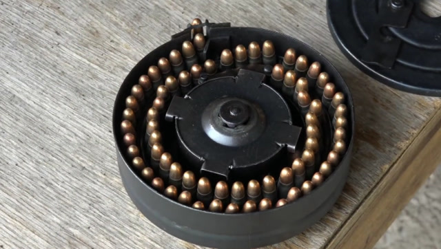 波波沙冲锋枪弹鼓的正确添加方式,这得累坏多少人?