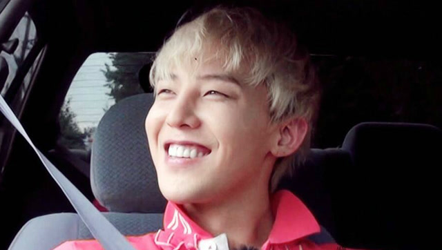 权志龙可爱的那一面,大男孩笑起来依旧那么迷人