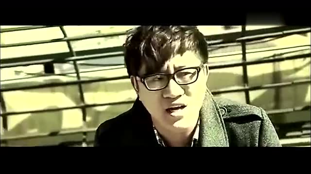 大哲《闯码头》《下定决心忘记你》嗓音豪迈,唱出了多少人的心声!