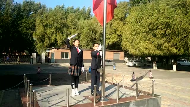 塔湾小学六年四班升旗仪式