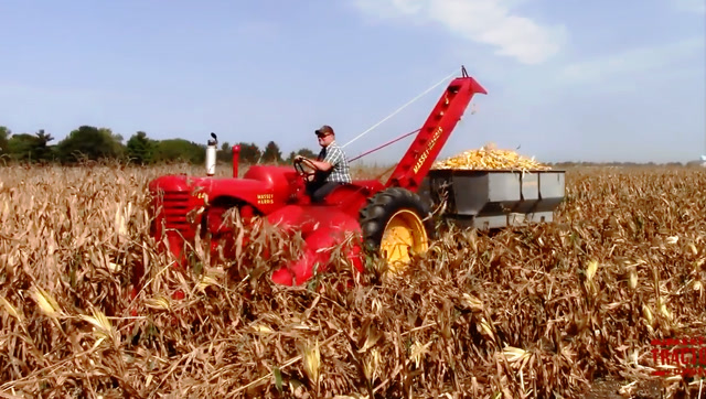 美国历史上的十款经典玉米收获机