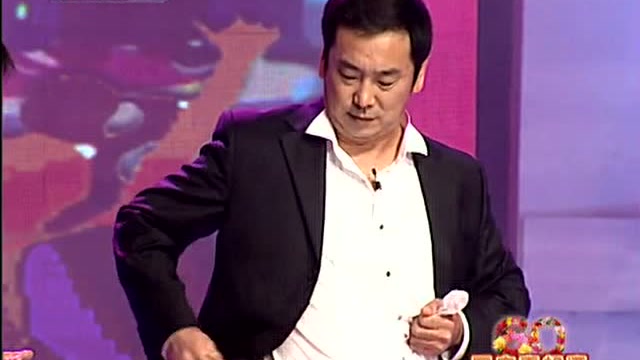 常佩业,贾承博出演魔术相声《事与愿违》,俩人演的太逗了!